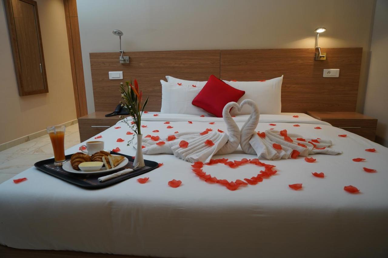 Hotel Astral Abidjan Extérieur photo