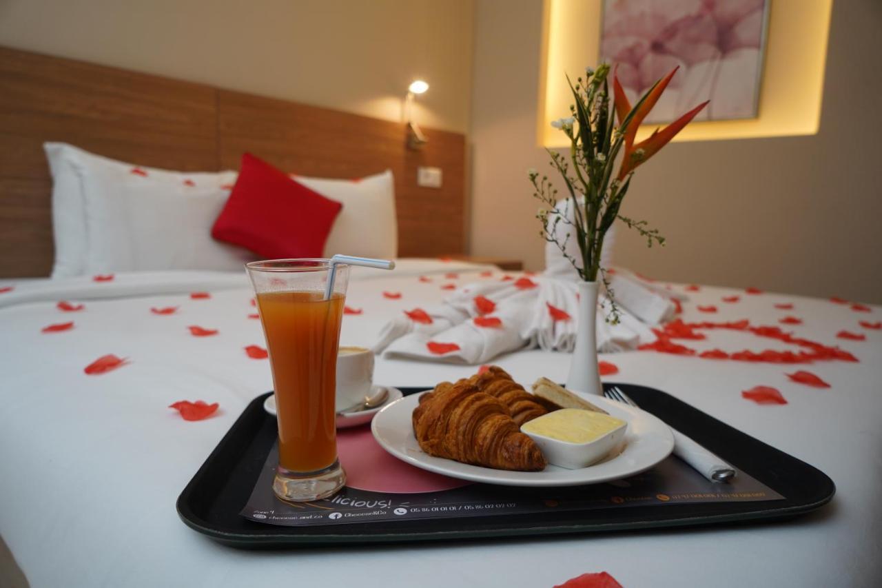 Hotel Astral Abidjan Extérieur photo