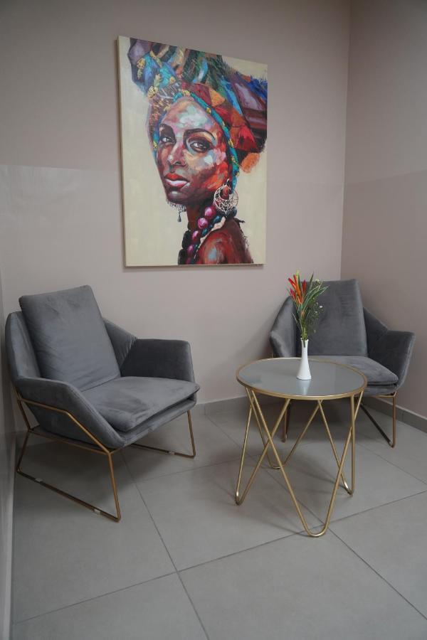 Hotel Astral Abidjan Extérieur photo
